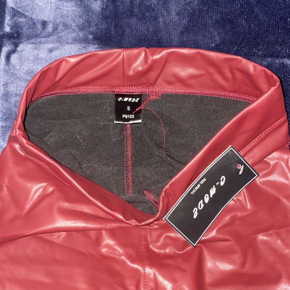 Pleather Leggings - Picture 3 of 5